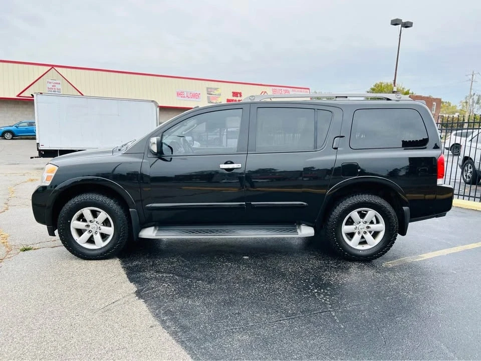 2012 Nissan Armada - Image 5 of 18