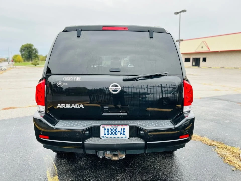 2012 Nissan Armada - Image 8 of 18