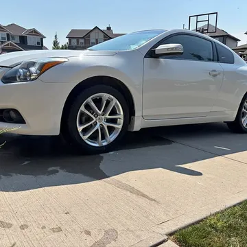 2012 Nissan Altima Coupe 3.5 SR