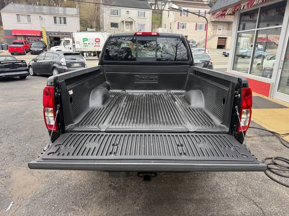 2012 Nissan Frontier 2nd Gen - Image 6 of 14