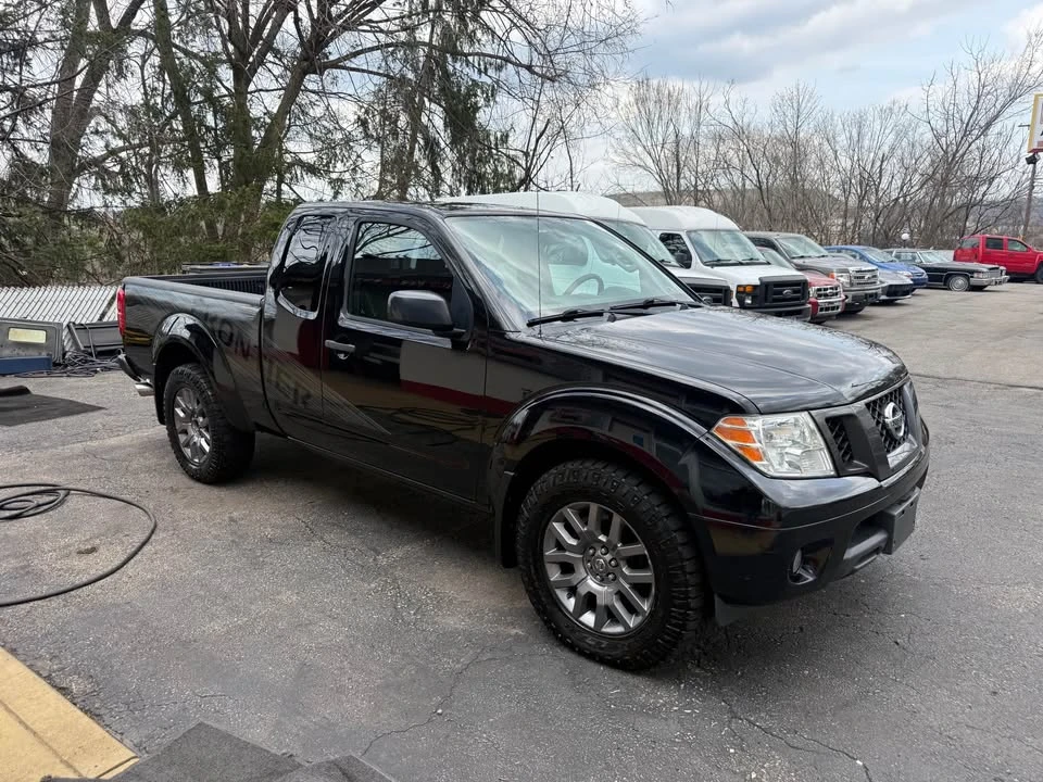 2012 Nissan Frontier 2nd Gen - Image 3 of 14