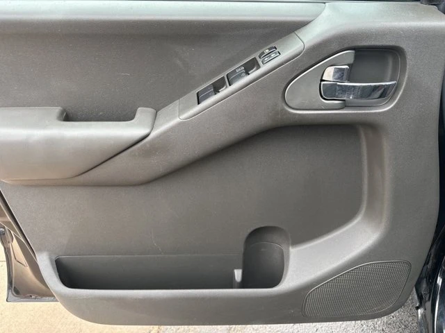 2012 Nissan Frontier 2nd Gen - Image 16 of 20