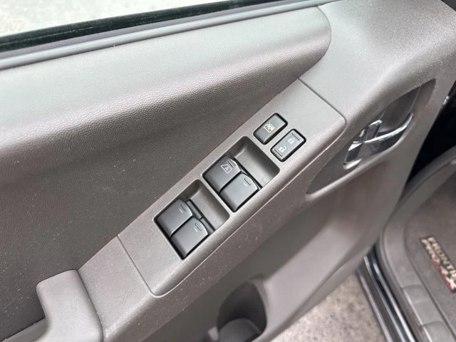 2012 Nissan Frontier 2nd Gen - Image 17 of 20