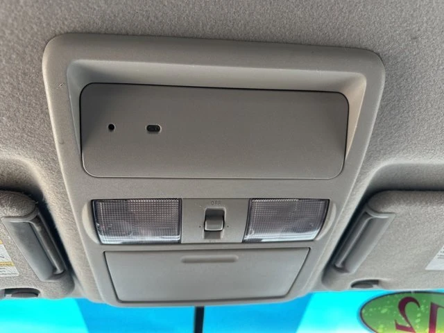 2012 Nissan Frontier 2nd Gen - Image 9 of 20