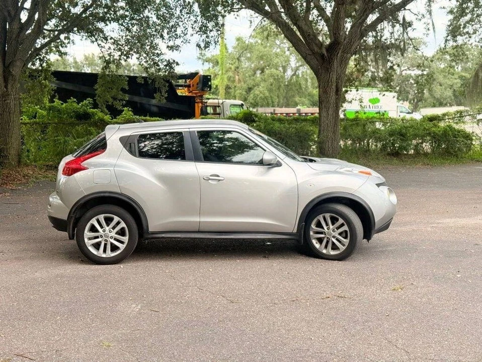 2012 Nissan Juke - Image 5 of 18