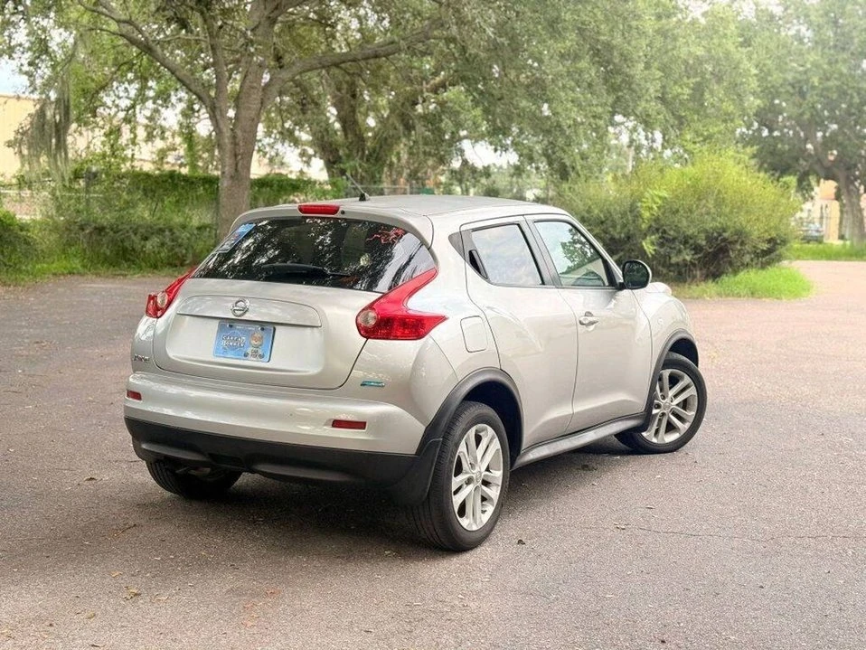 2012 Nissan Juke - Image 6 of 18