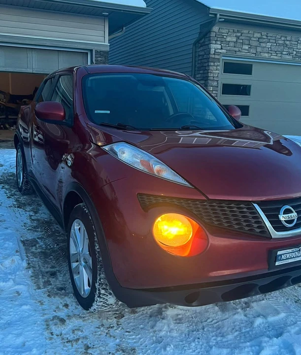 2012 Nissan Juke - Image 2 of 10