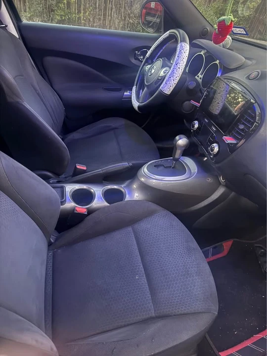 2012 Nissan Juke - Image 6 of 8