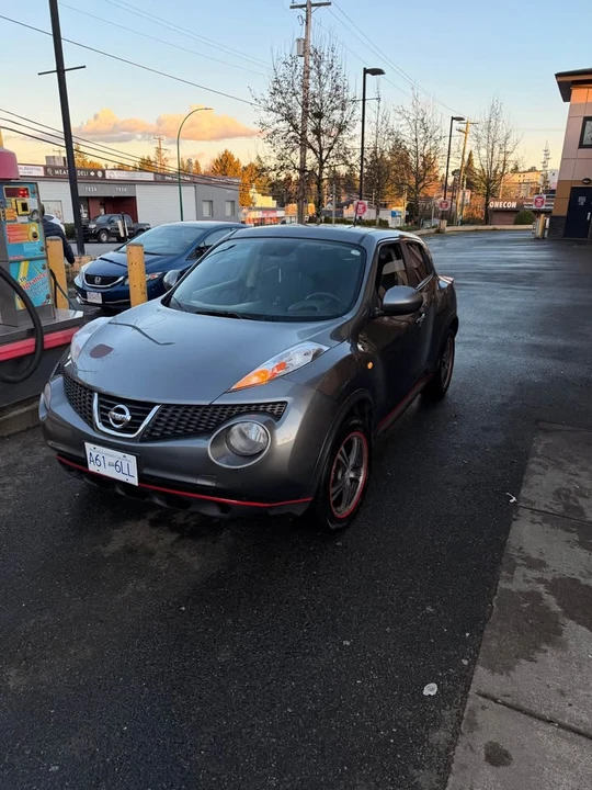 2012 Nissan Juke - Image 2 of 8