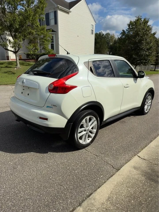 2012 Nissan Juke - Image 4 of 12