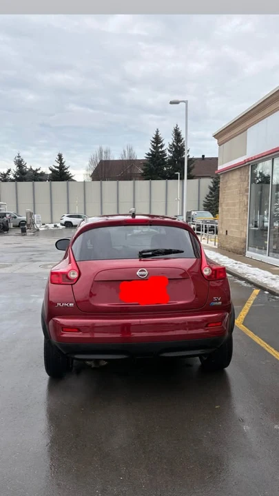 2012 Nissan Juke - Image 2 of 12