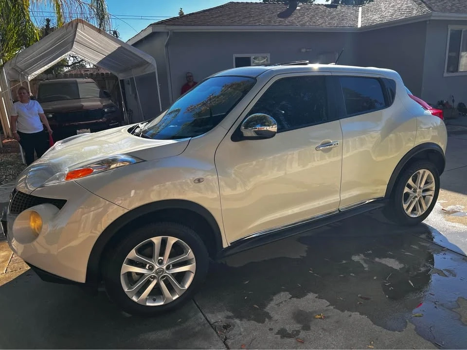 2012 Nissan Juke - Image 2 of 8