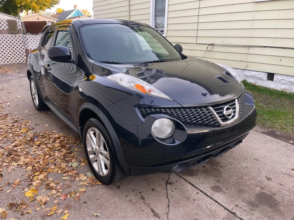 2012 Nissan Juke - Image 2 of 8