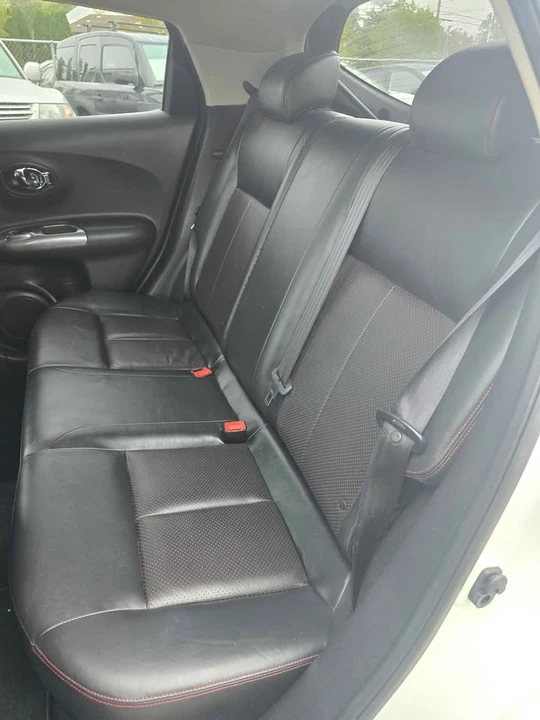 2012 Nissan Juke - Image 13 of 18