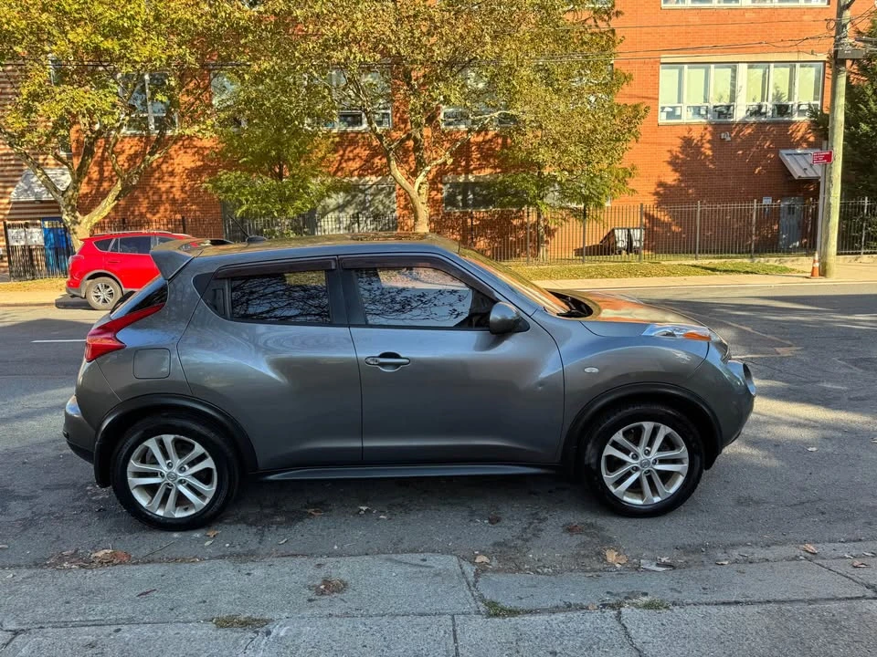 2012 Nissan Juke - Image 2 of 13