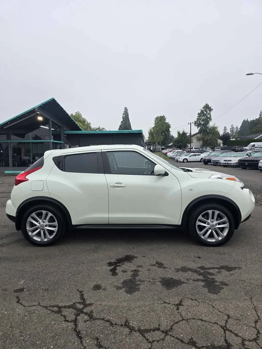 2012 Nissan Juke - Image 6 of 18