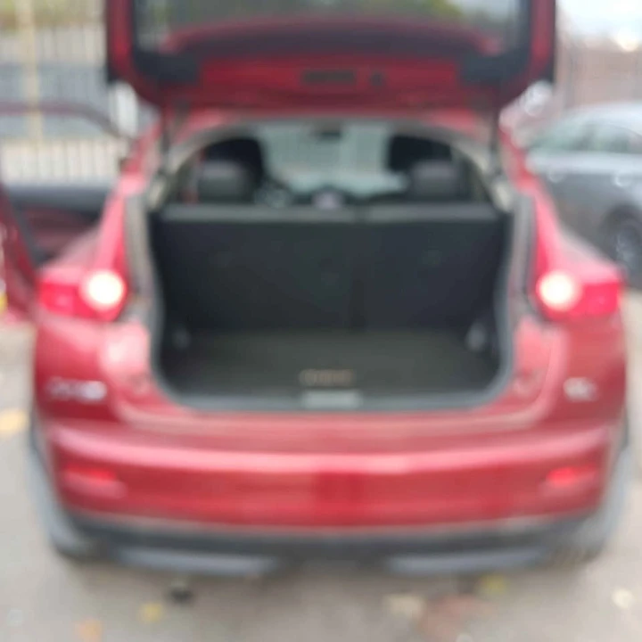 2012 Nissan Juke - Image 8 of 11