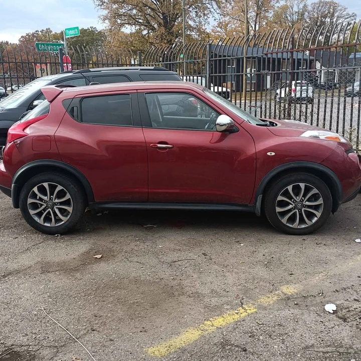 2012 Nissan Juke - Image 2 of 11