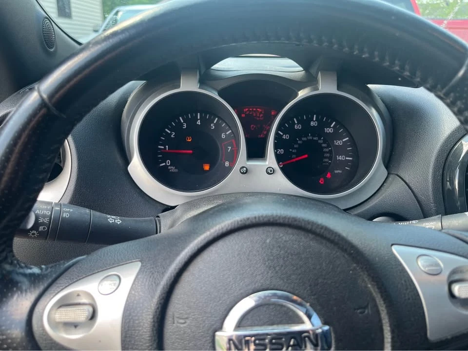 2012 Nissan Juke - Image 7 of 11