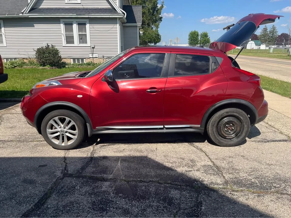 2012 Nissan Juke - Image 2 of 11