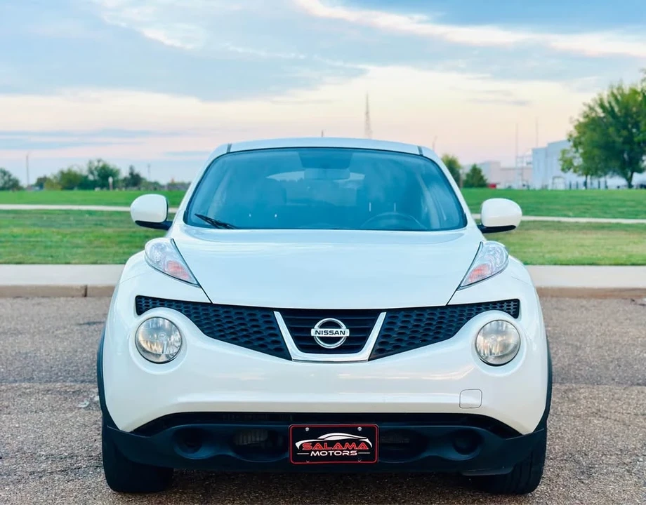 2012 Nissan Juke - Image 2 of 12