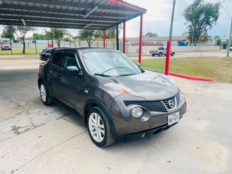 2012 Nissan Juke - Image 11 of 15