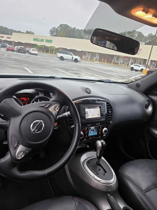 2012 Nissan Juke - Image 11 of 16