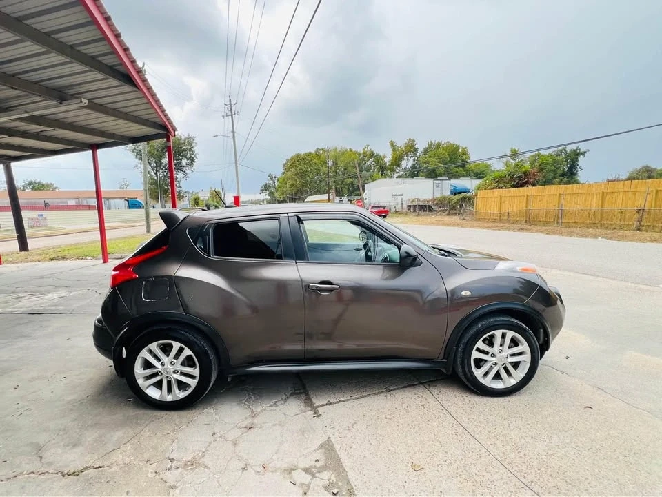 2012 Nissan Juke - Image 5 of 15