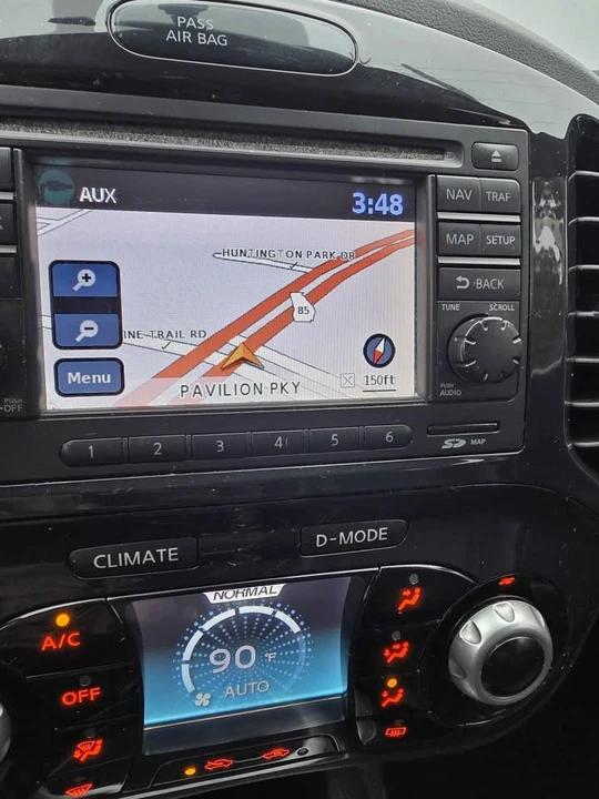 2012 Nissan Juke - Image 15 of 16