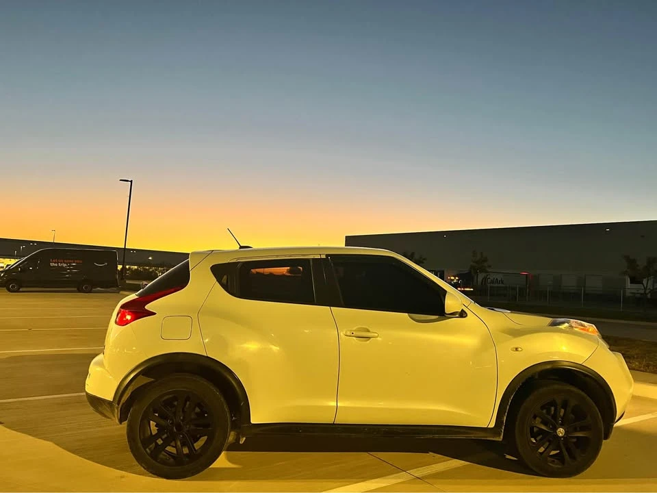 2012 Nissan Juke - Image 5 of 12