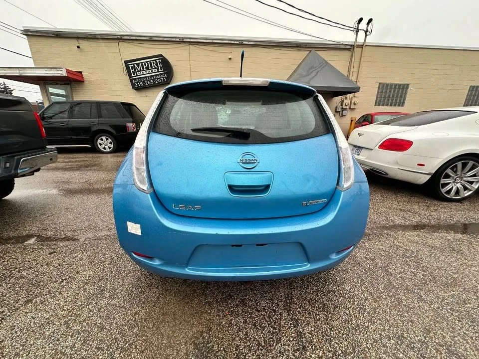 2012 Nissan Leaf - Image 11 of 20