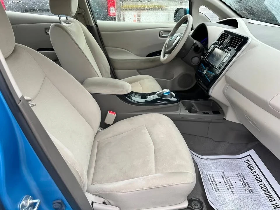 2012 Nissan Leaf - Image 17 of 20
