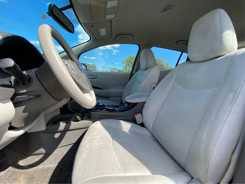 2012 Nissan Leaf - Image 9 of 19