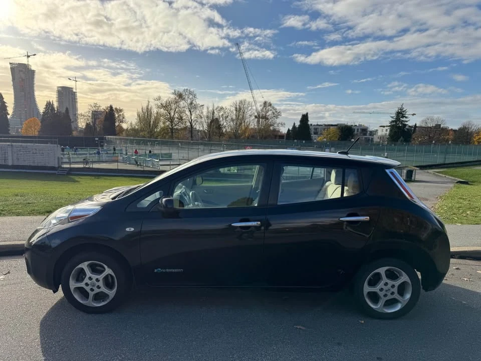 2012 Nissan Leaf - Image 8 of 12