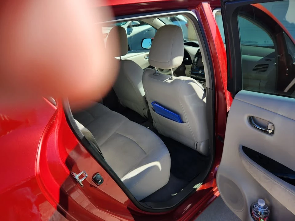2012 Nissan Leaf - Image 8 of 15