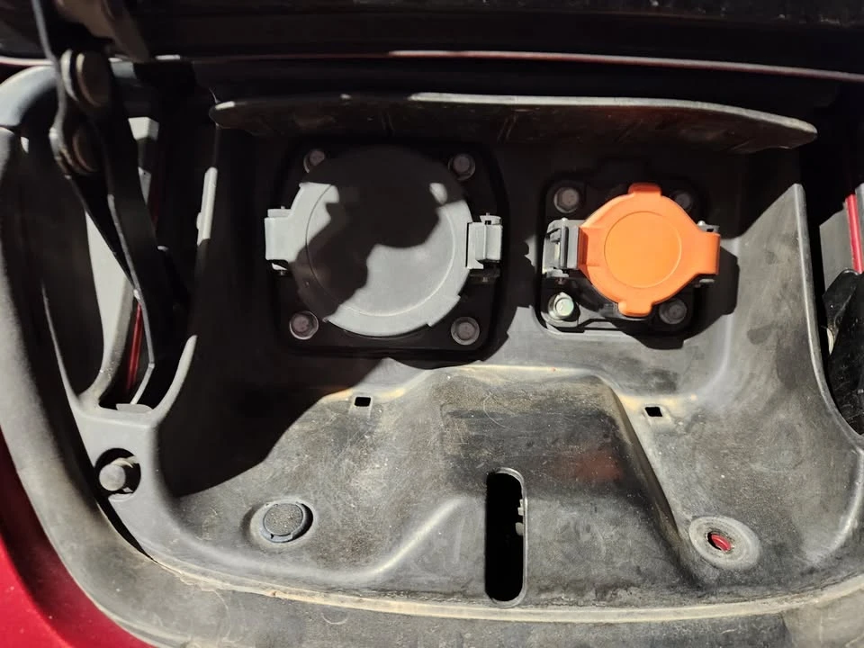2012 Nissan Leaf - Image 11 of 15