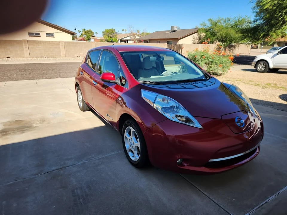 2012 Nissan Leaf - Image 2 of 15