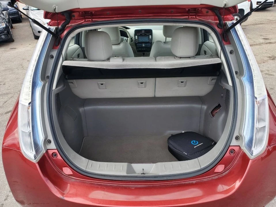 2012 Nissan Leaf - Image 17 of 19