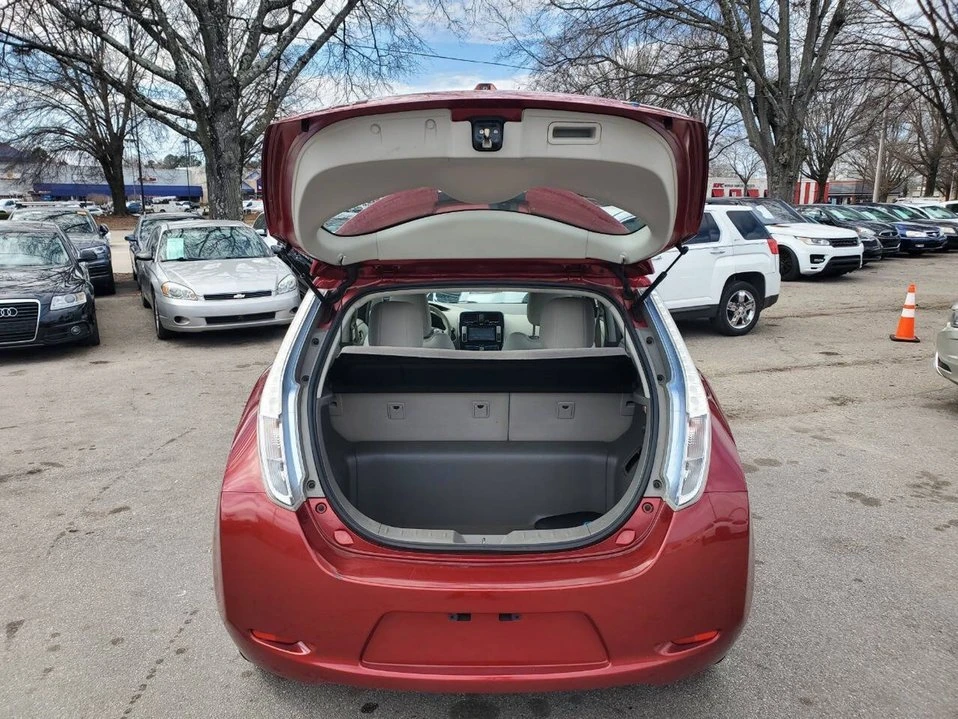 2012 Nissan Leaf - Image 16 of 19