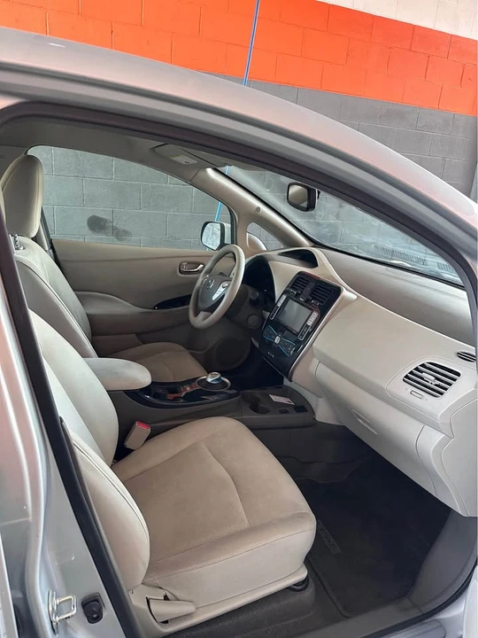 2012 Nissan Leaf - Image 2 of 6