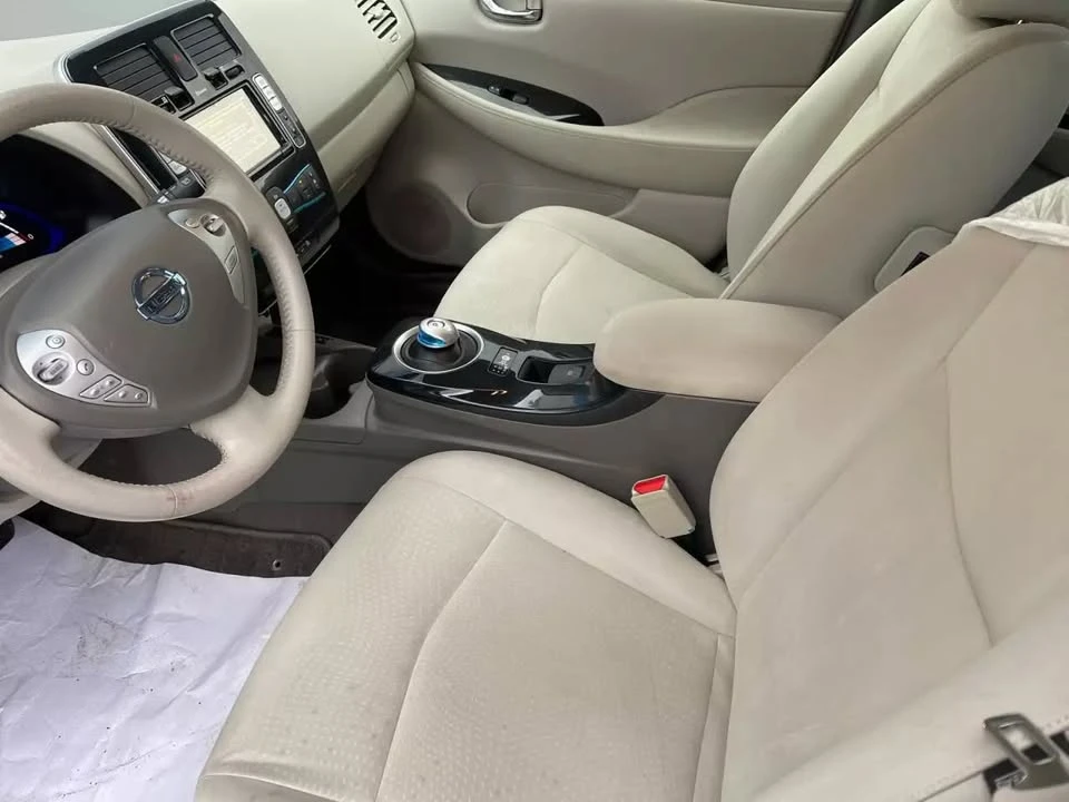 2012 Nissan Leaf - Image 6 of 13