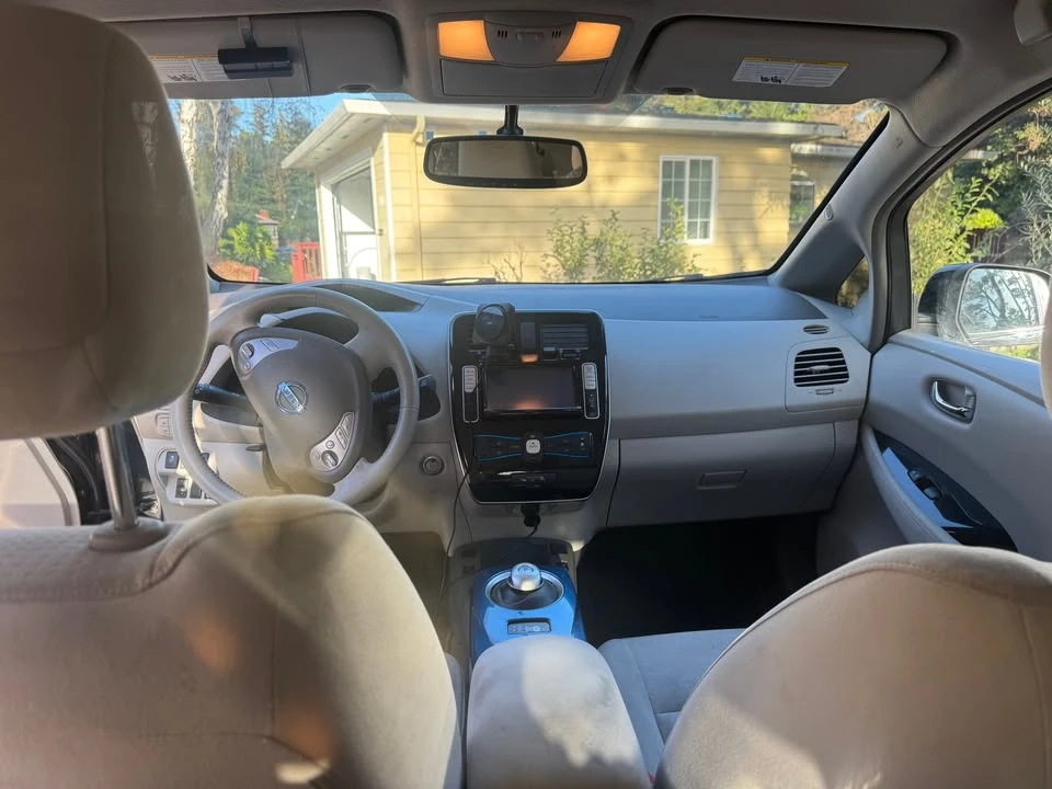 2012 Nissan Leaf - Image 12 of 18