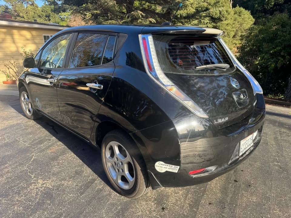 2012 Nissan Leaf - Image 2 of 18