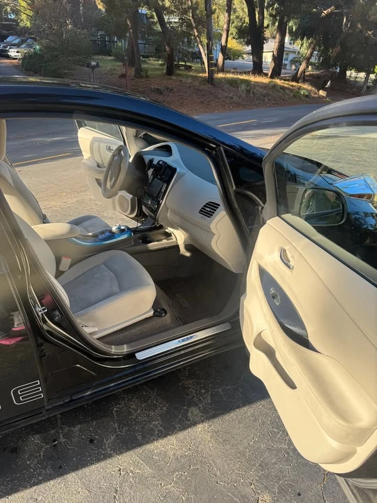 2012 Nissan Leaf - Image 15 of 18