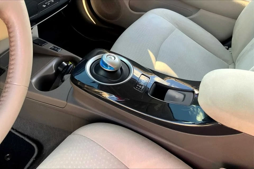 2012 Nissan Leaf - Image 9 of 13