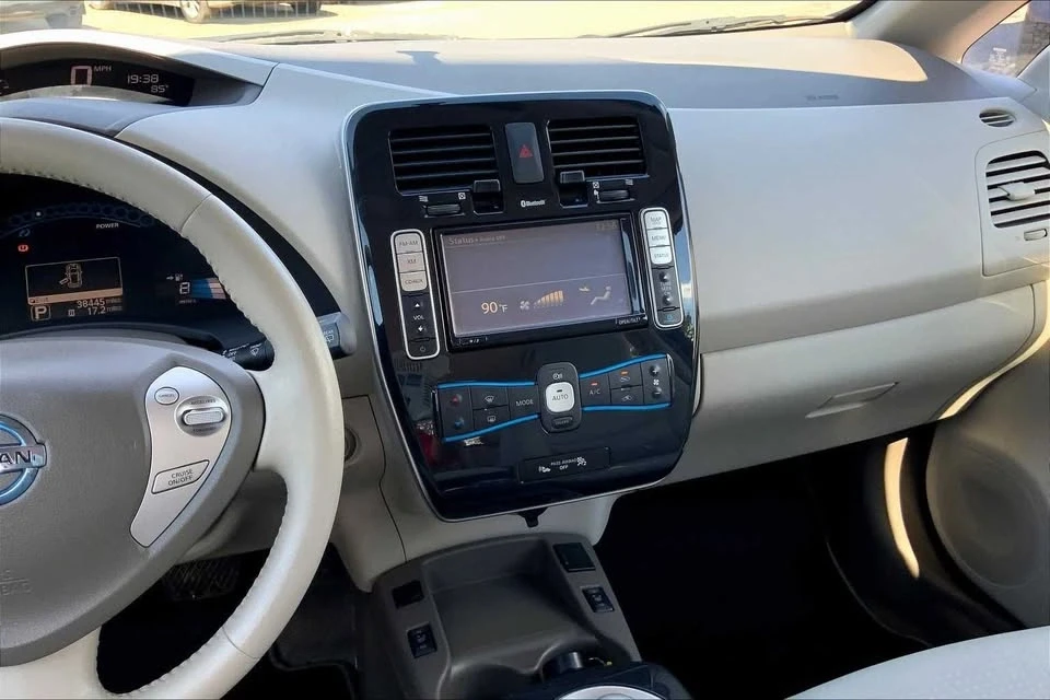 2012 Nissan Leaf - Image 6 of 13
