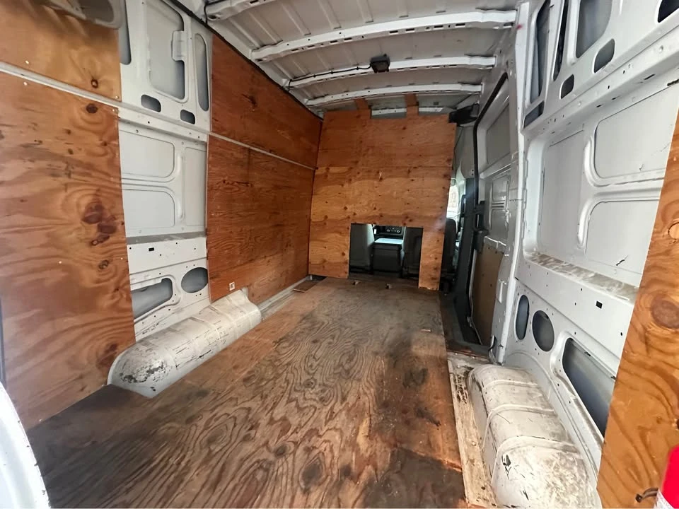 2012 Nissan NV2500 - Image 10 of 13