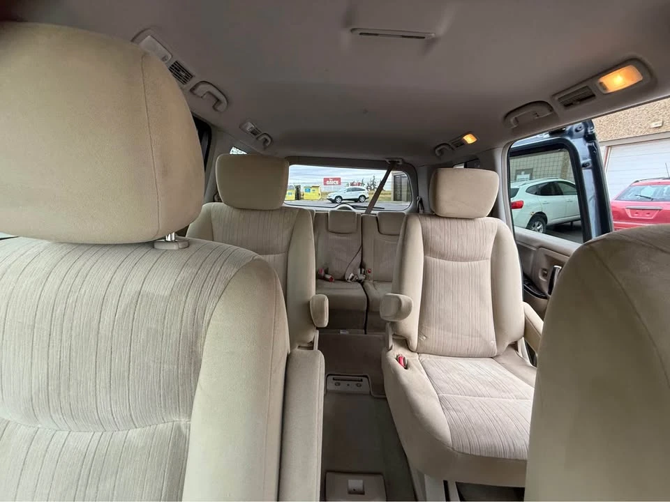 2012 Nissan Quest - Image 13 of 20