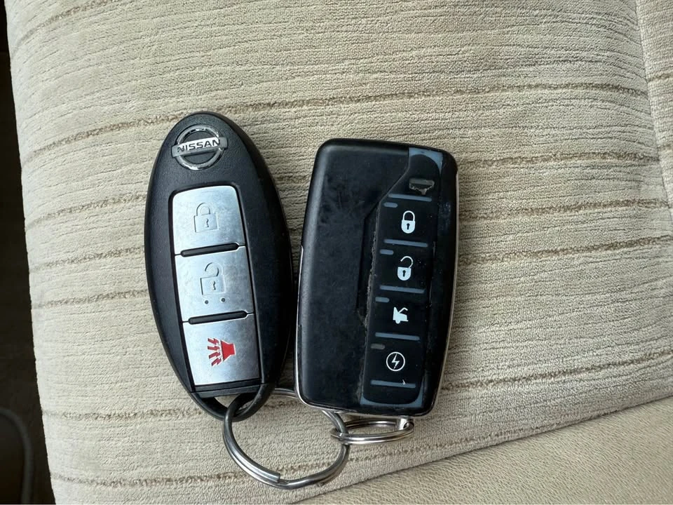 2012 Nissan Quest - Image 20 of 20