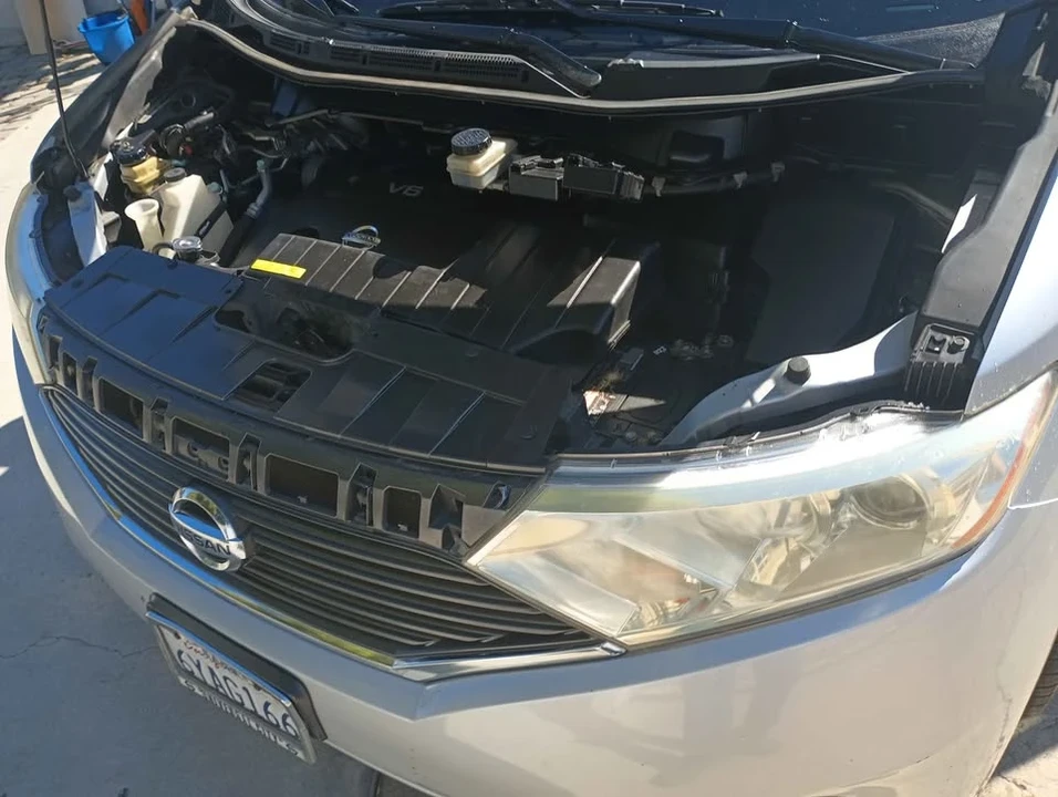 2012 Nissan Quest - Image 7 of 7